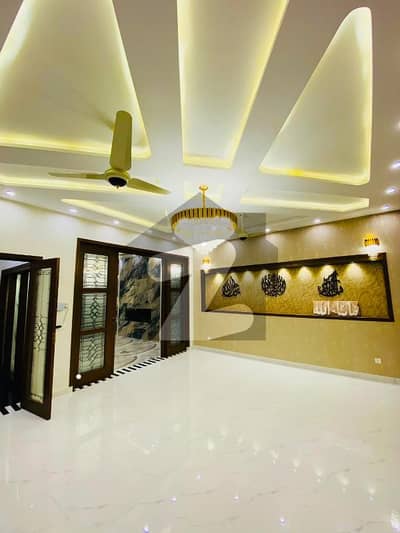 3 Years Installment Base 10 Marla Brand New House In Central Park Lahore