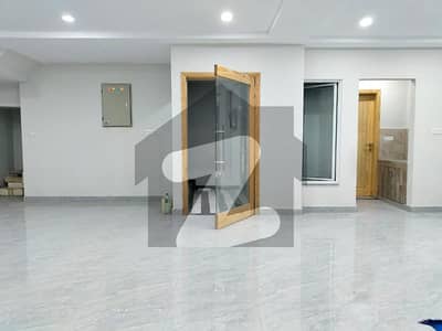 5 Marla Basement Hall For Rent In Bahria Orchard Central Block Phase 1 Raiwind Road Lahore