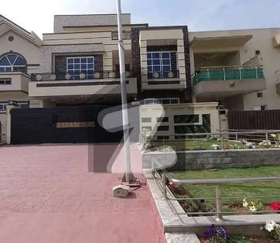 G-13 10 MARLA 35X70 BRAND NEW LUXURY HOUSE FOR SALE PRIME LOCATION G13. G14 ISB