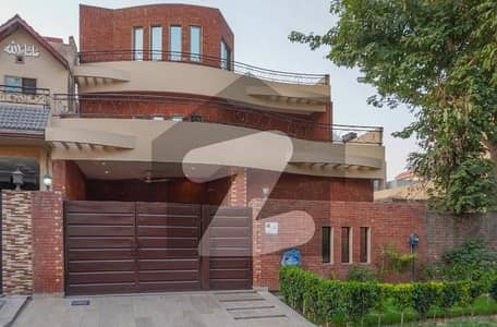 لاہور پریس کلب ہاؤسنگ سکیم لاہور میں 4 کمروں کا 10 مرلہ مکان 3.5 کروڑ میں برائے فروخت۔