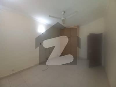 Faisal Town 10 Marla Bungalow For Rent