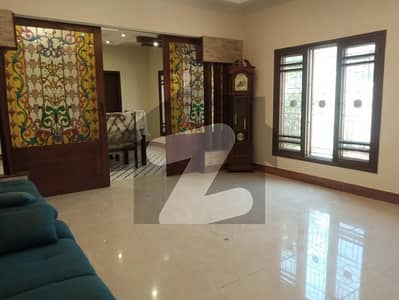 Bungalow For Urgent Rent Well Maintain Tile Folouring Prime Location Phase 7 Street