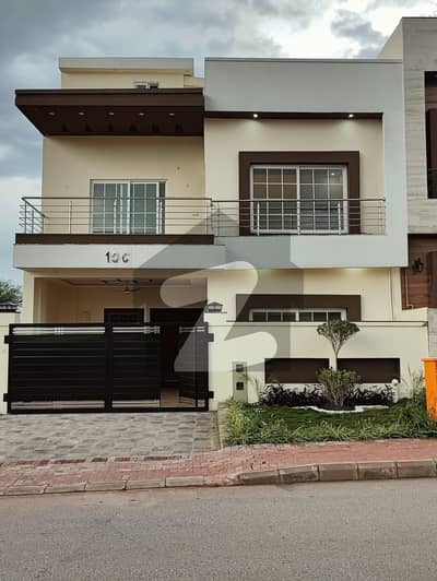Sector G Size 8 Marla Brand New House Available For Sale