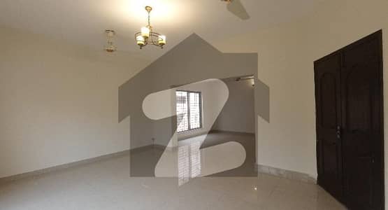 Ready To sale A House 17 Marla In Askari 10 Lahore