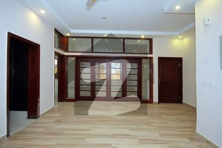 1 Kanal Lower Portion Available For Rent In DHA Phase 1
