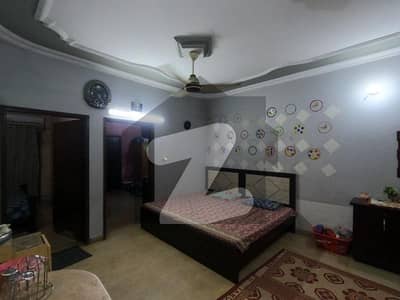 ناظم آباد 1 ناظم آباد,کراچی میں 2 کمروں کا 4 مرلہ زیریں پورشن 90.0 لاکھ میں برائے فروخت۔