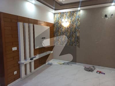 طارق گارڈنز ۔ بلاک ڈی طارق گارڈنز,لاہور میں 3 کمروں کا 1 کنال بالائی پورشن 80.0 ہزار میں کرایہ پر دستیاب ہے۔