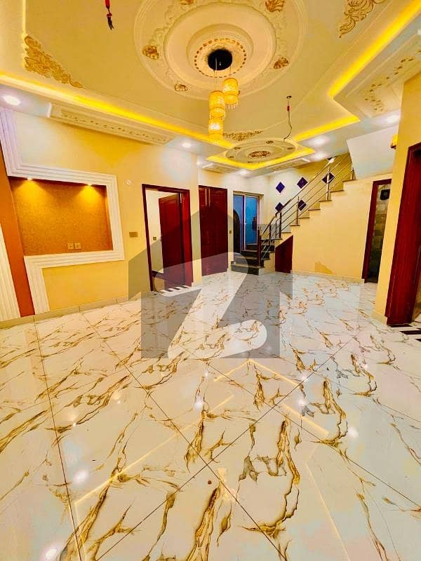 Facing Park House In Buch Executive Villas Sized 5 Marla Is Available