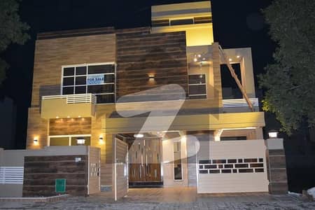10 Marla Brand New Builder Location Luxury House Available For Sale In Bahria Town Lahore.