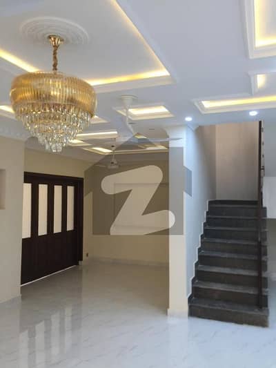 10 Marla House For Sale In Sector C Bahria Town Lahore.