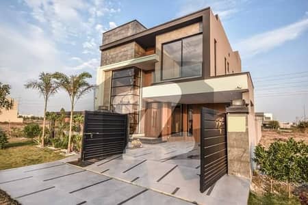 10 Marla Beautifully Designed Modern House for Rent In DHA Phase 1