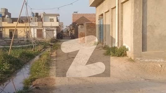 کاہنہ لاہور میں 18 مرلہ رہائشی پلاٹ 49.0 لاکھ میں برائے فروخت۔