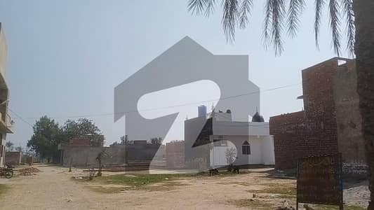 کاہنہ لاہور میں 2 کنال رہائشی پلاٹ 1.09 کروڑ میں برائے فروخت۔