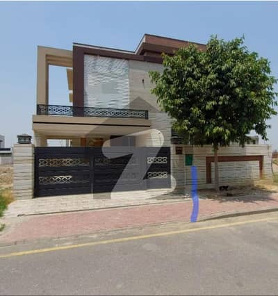10 Marla Brand New House For Sale In Bahria Orchard Phase-1 Northern