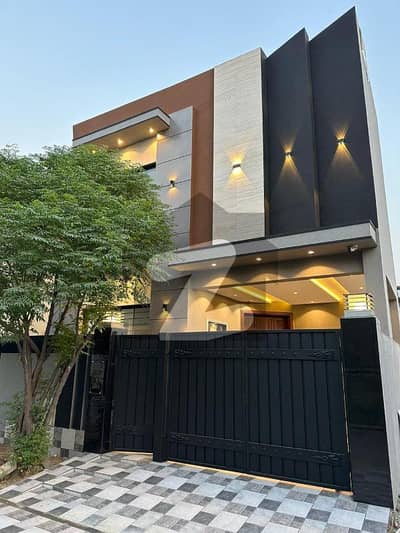 5 Marla Brand New Super Luxury Ultra Modern Design House For sale in DHA Rahbar 11 Lahore