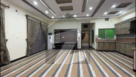 لیک سٹی رائیونڈ روڈ,لاہور میں 7 کمروں کا 12 مرلہ مکان 4.7 کروڑ میں برائے فروخت۔