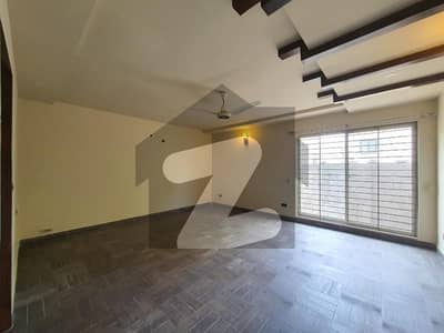Spacious Design With Broad Car Parking Huge Lawn 2KANAL Brilliant View Bungalow For Rent
