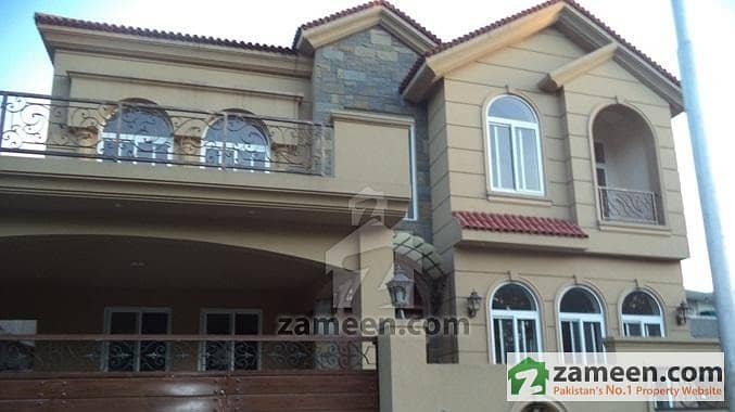 500 Sq Yd Brand New Architect House For Sale In F-7/1 Islamabad