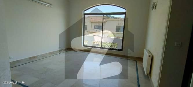 ای ۔ 11/3 ای ۔ 11,اسلام آباد میں 5 کمروں کا 1 کنال مکان 17.0 کروڑ میں برائے فروخت۔