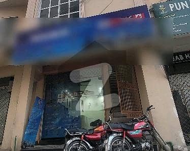 پنجاب کوآپریٹو ہاؤسنگ سوسائٹی لاہور میں 2 مرلہ عمارت 2.3 کروڑ میں برائے فروخت۔
