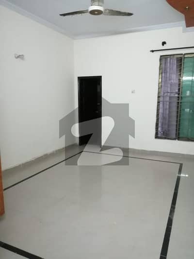 10 Marla Lower Portion For Rent In Johar Town Lahore