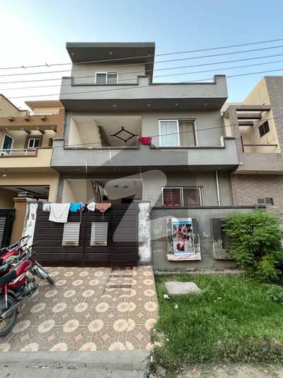 5 MARLA USED HOUSE FOR SALE AA BLOCK CANAL GARDENS LAHORE