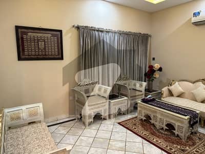 1 Kanal Investor Rate Beautiful Villa Available