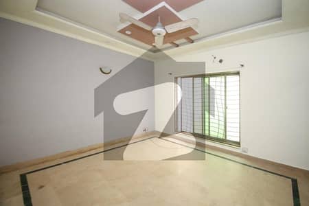 5 Marla Vitra Modern Design Full HOUSE Available For Rent In DHA Phase 3 Near TO Packages Mall
