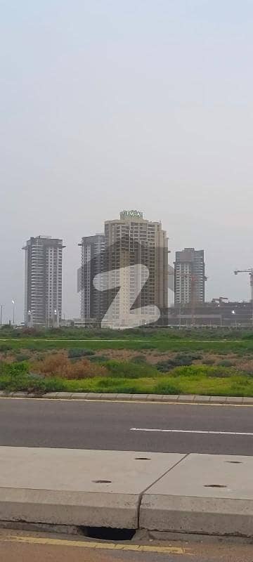 ڈی ایچ اے فیز 8 - زون ڈی ڈی ایچ اے فیز 8,ڈی ایچ اے ڈیفینس,کراچی میں 1 کنال رہائشی پلاٹ 4.5 کروڑ میں برائے فروخت۔