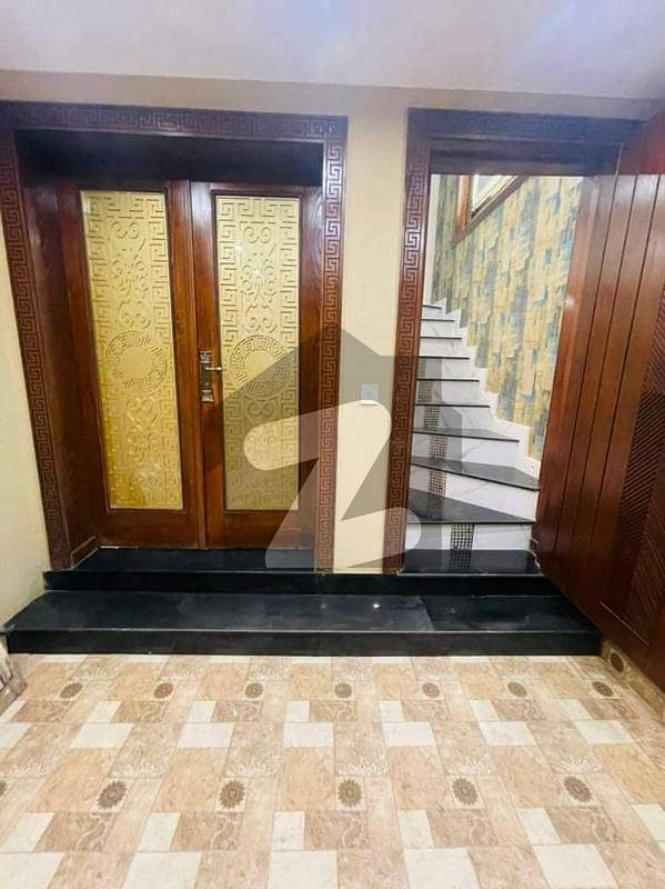 5 MARLA BEAUTIFUL FULL HOUSE FOR RENT SECTOR D BAHRIA TOWN LAHORE