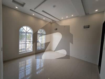 10 Marla House Available For Rent In Bahria Orchard Phase 1
