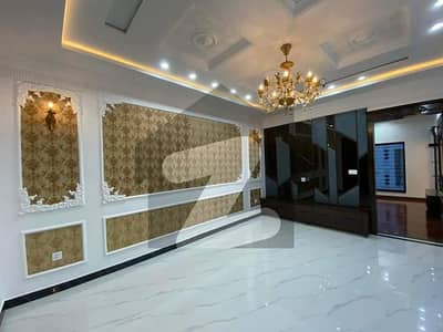 10 Marla Upper Portion is Available for Rent in bahria town Lahore
