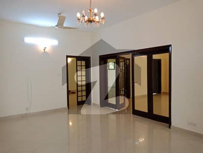 FOR RENT 888 SQ. YARD Fully Renovated Double Storey House with Beautiful Lawn E_7 Sector