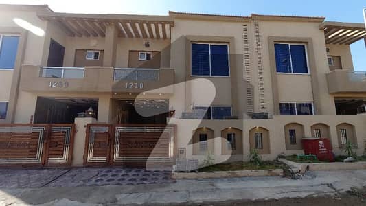 Prime Location House Spread Over 5 Marla In Bahria Town Phase 8 Available
