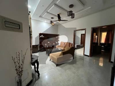 میڈیا ٹاؤن راولپنڈی میں 4 کمروں کا 5 مرلہ مکان 90.0 ہزار میں کرایہ پر دستیاب ہے۔