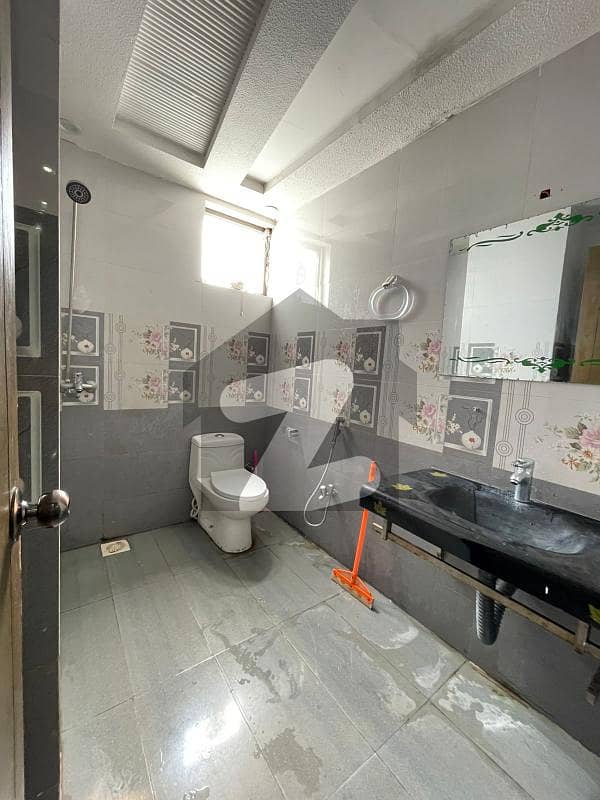 1 Bedroom luxury Fully Furnished Apartment Available For Rent in E11/4