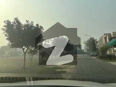 ARZ PROPERTIES OFFERS 8 MARLA HOT AND PRIME LOCATION PLOT FOR SALE IN DHA PHASE 1 BLOCK A