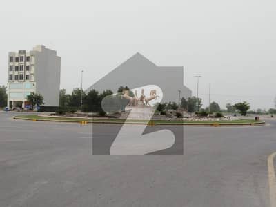 100% On Ground 8 marla plot for sale in M block open form with no transfer fee at brilliant location in bahria orchard