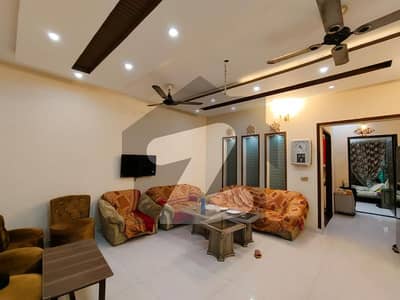 آرکیٹیکٹس انجنیئرز ہاؤسنگ سوسائٹی لاہور میں 6 کمروں کا 13 مرلہ مکان 3.85 کروڑ میں برائے فروخت۔