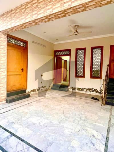 8 MARLA FULL HOUSE FOR RENT WITH GAS IN CDA APPROVED SECTOR F 17 MPCHS ISLAMABAD