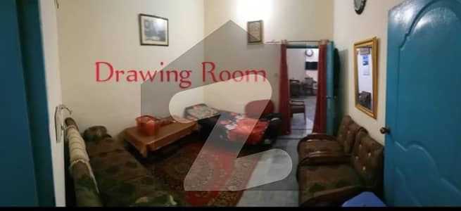 محمود بوٹی لاہور میں 2 کمروں کا 4 مرلہ مکان 70.0 لاکھ میں برائے فروخت۔
