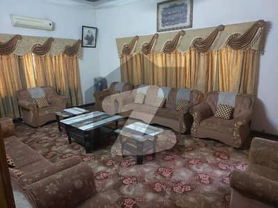 پشاور روڈ راولپنڈی میں 4 کمروں کا 14 مرلہ مکان 4.5 کروڑ میں برائے فروخت۔