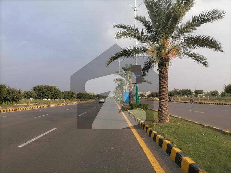 5 Marla Plot For Sale In DHA Phase 8