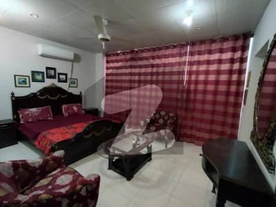 1 Bed Luxury Fully Furnished Lowest Price DHA PHASE 8 EX PARK VIEW