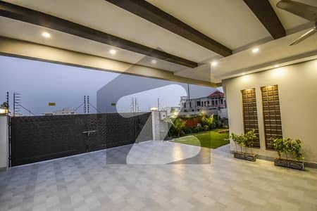 15 Marla Modern House For Rent in DHA Best Location