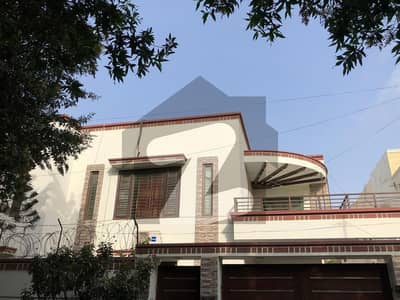 500-YARDS BANGALOW AVAILABLE FOR RENT IN DHA PHASE-6 KARACHI