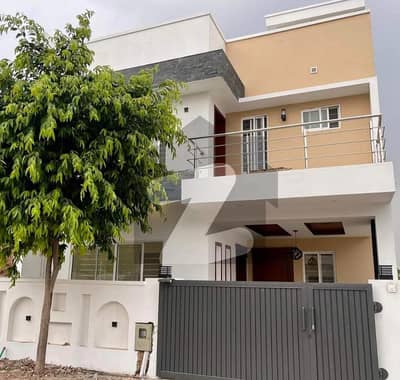 Brand New 3 Bedroom Diamond Category Outerfacing Apartment Beautiful View Available