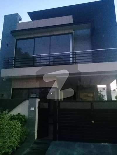 5 Marla 3 Bedrooms Double Storey House for Rent Available