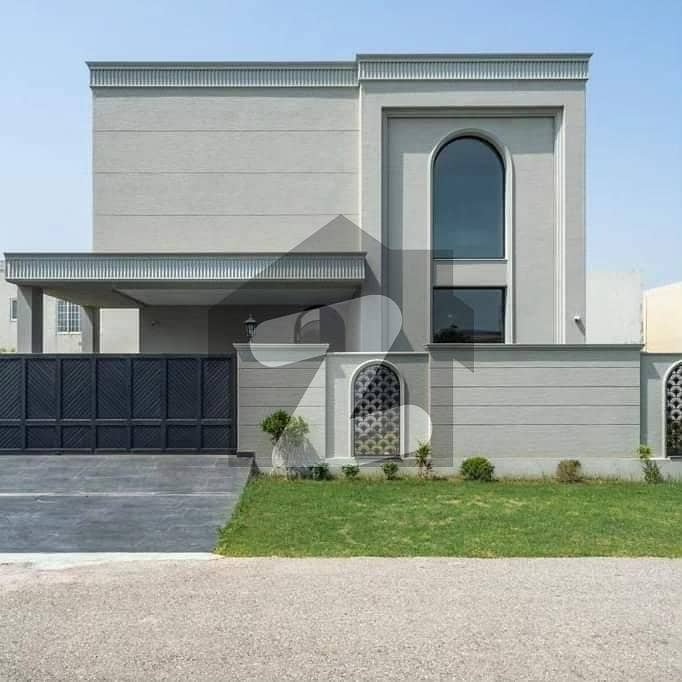 10 Marla Old House Available For Sale 10 Marla Old House Available For Sale