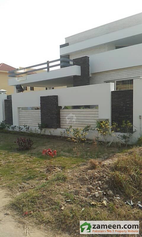 25 Marla House For Sale - In Phase 5 DHA